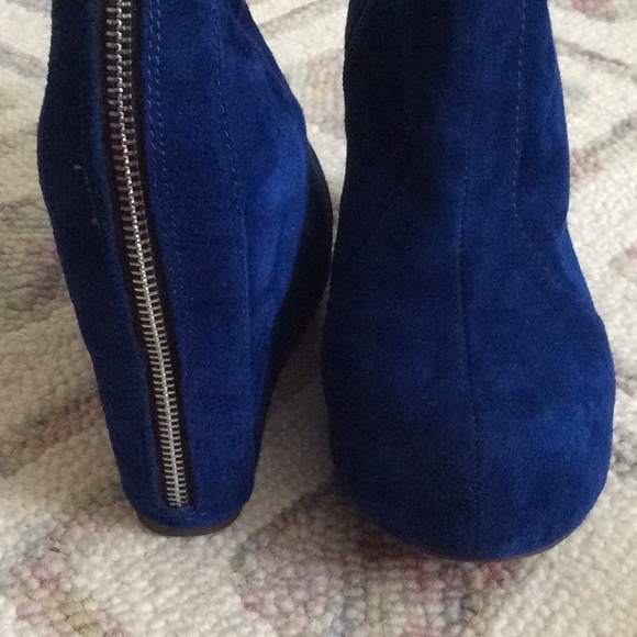 SOLD  Suede Wedge Booties Jeffrey Campbell - Picture 8 of 8